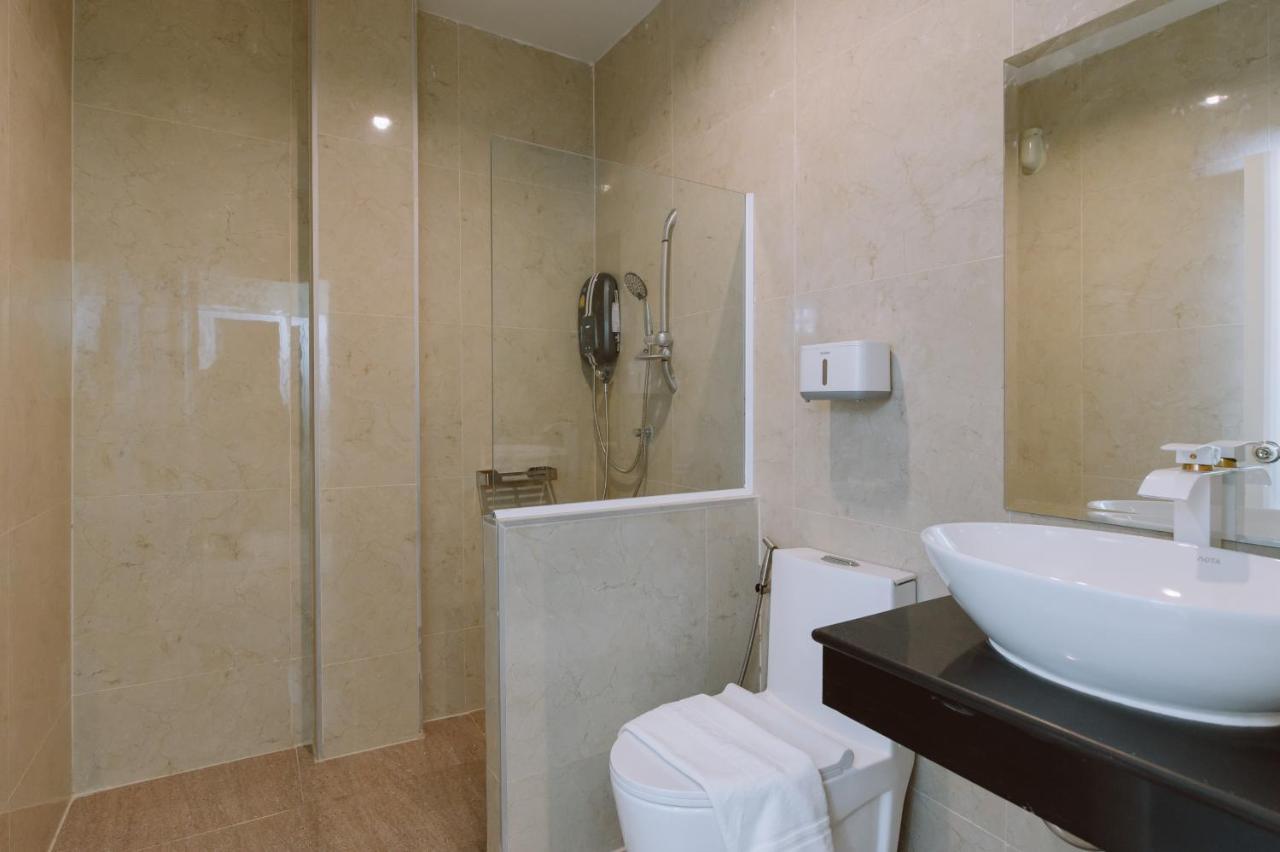 The Cape Hotel Udon Thani Eksteriør billede